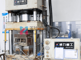 氧化鋁陶瓷坩堝支架成型