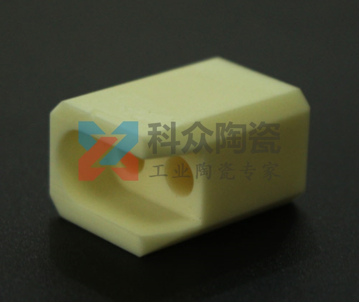 氧化鋁陶瓷有那三個顯著的優點？